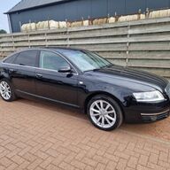 Audi A6 Limousine 3.2 FSI quattro Automaat Pro Line