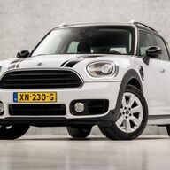 MINI Countryman 1.5 Cooper Chili Automaat (NAVIGATIE, CLIMATE, LED KOPLAMPEN, PARKEERSENSOREN, SPORTSTOELEN, CRUISE, DAKRAILS, NIEUWSTAAT)