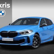 BMW 1 Serie 5-deurs M135i xDrive | Executive | M Sport | Driving Assistant | Head-Up | Harman Kardon | Comfort Acces | M Sporstoelen | 18&amp;#039;&amp;#039; LMV