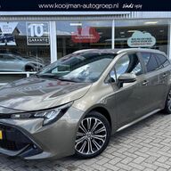 Toyota Corolla Touring Sports 1.8 Hybrid Business Plus Trekhaak, Parkeensensoren voor-achter, 17 inch LMV, Stoelverwarming, Apple carplay