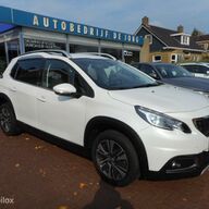 Peugeot 2008 1.2 PureTech 110 Allure EAT8 AUTOMAAT+PARELMOER LAK+ECC+NAVI