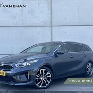 Kia Ceed Sportswagon 1.0 T-GDi GT-Line | Panoramadak | Leder/Alcantara | 18&amp;quot; Velgen | Camera | Navi | Stuur-/Stoelverwarming | Key-Less | Apple CarPlay/Android Auto | PDC | Cruise | LED |