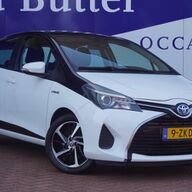 Toyota Yaris 1.5 Hybrid Design !! +airco+ecc+Camera+Full-Navigatie+16&amp;quot;Lmv = TOP ONDERHOUDEN !!