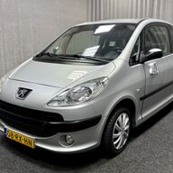 Peugeot 1007 1.4 Gentry | Airco | Boekjes |