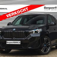 BMW iX1 xDrive30 M-Sport - Pano - Adaptive LED - Harman Kardon - Stoelverwarming