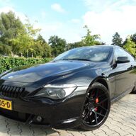 BMW 6-serie 630i High Executive , Panoramadak , 20-Inch Breedset , Clima / Cruise / Navi / Leder / Pdc / Xenon / Black on Black !!