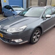 Citroën C5 Tourer 1.6 THP Sport 2012 Lees tekst prijs is excl BPM €800. Panoramadak, 18&amp;quot; sportvelgen, Navigatie, etc. NAP + Boekjes aanwezig.