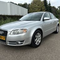 Audi A4 Limousine 2.0 Pro Line / AUTOMAAT / AIRCO ECC