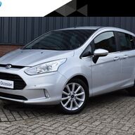 Ford B-Max 1.0 EcoBoost Titanium |Zeer nette auto|Navigatie|Hoge zit|Voorruitverwarming|Dealer onderhouden|