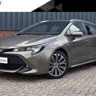 Toyota Corolla Touring Sports 2.0 Hybrid Dynamic |Zeer compleet|Navigatie|Achteruitrijcamera|Dealer onderhouden|NL Auto|