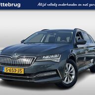 Škoda Superb Combi 1.4 TSI iV Business Edition Plus Automaat | Trekhaak | Navigatie | Stoel- en Stuurverwarming Rijklaarprijs! |