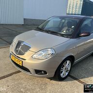 Lancia Ypsilon 1.4-16V Platino Slechts 40557 km automaat