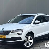 Škoda Karoq BWJ 2019 | 1.0 TSI 116PK Bus Ed | TREKHAAK | CAMERA | CLIMA | NAVI | CARPLAY | PRIVACY GLASS |