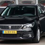 Peugeot 308 SW 1.2 PureTech Blue Lease Executive, pano, dis. v.v.