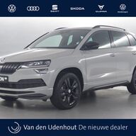 Škoda Karoq 1.5 TSI 150pk Automaat Sportline Business / Adaptive Cruise / Canton Sound / Navigatie