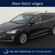 Ford FOCUS Wagon 1.5 EcoBoost 150pk Vignale / Panoramadak / Navigatie / Stoelverwarming / Camera