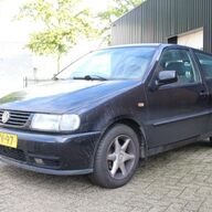 Volkswagen Polo 1.6 | LEES OPMERKINGEN | Handel / Export | Automaat | Lichtmetalen velgen | Mistlampen voor