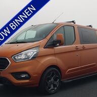 Ford Transit Custom 300 2.0 TDCI 170PK L2H1 Limited DC AUTOMAAT / 2X SCHUIFDEUR / CAMERA / TREKHAAK / STOELVERW / CARPLAY / AIRCO / CRUISE / PDC