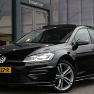 Volkswagen Golf 1.5 TSI R-Line | Panoramadak | Dynaudio | Camera | VC | ACC