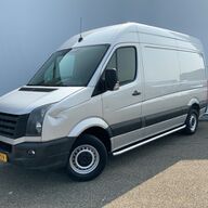 Volkswagen Crafter 35 2.0 TDI L2H2 Airco Cruise Camera Trekhaak 3500 kg &amp;amp; Opstap Euro 5