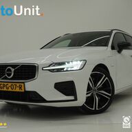 Volvo V60 2.0 T8 Twin Engine AWD R-Design | Panoramadak | Harman/Kardon | Stoel Koel/Verwarming | Keyless | Trekhaak