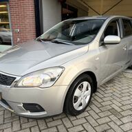 Kia cee&amp;#039;d 1.6 X-ecutive