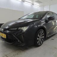 Toyota Corolla Touring Sports 1.8 Hybrid Business Plus+Xenon+Leder+Navigatie+Camera+17&amp;quot;Lmv+Stoel-verw = TOP = 39DKM !!