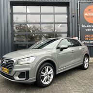 Audi Q2 35 TFSI CoD S-Line AUTOMAAT|CARPLAY|DIGITAAL DASHBOARD|DISTRONIC|LINE ASSIST|STOELVERWARMING|ELEKTRISCHE KOFFERKLEP|KEYLESS|1E EIGENAAR