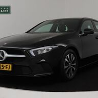 Mercedes-Benz A-klasse 160 Business Solution (NAVIGATIE, SPORSTOELEN, CAMERA, 1e EIGENAAR, GOED ONDERHOUDEN)