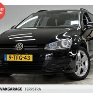 Volkswagen GOLF Variant 1.2 TSI Trendline /Airco /Elek. pakket /C.V. afstand /Radio AUX /17&amp;quot;LMV /Extra getint glas /Dakrails /Isofix.