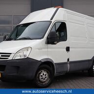 Iveco Daily 35S12 2.3 HPi L3H2 l AIRCO l 3500 KG TREKGEWICHT l CRUISE CONTROL