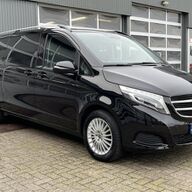 Mercedes-Benz V-Klasse 250d 190pk XXL 4X4 Cruise controle Trekhaak Elektrische achterklep/schuifdeuren Achteruitrijcamera Parkeerhulp Telefoonverbinding Euro 6 Viano Vito 4matic Dubbele schuifdeuren 4x4 Vierwielaandrijving