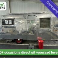 AIRSTREAM LAND YACHT AUTARK + GROOT BED +ZAKLUIFEL + RETRO