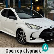 Toyota Yaris 1.5 Hybrid Launch Edition 2021 AUT PANO NAP BTW